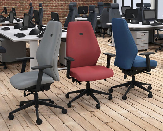 Ergonomic Chairs vs. Standard Office Chairs: What’s the Difference?