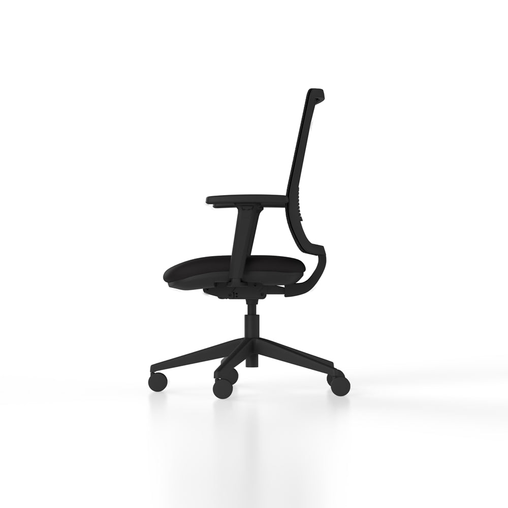 Black mesh task chair