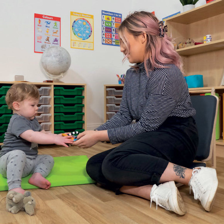 Jolly Back Ergonomic Teachers Floor Chair