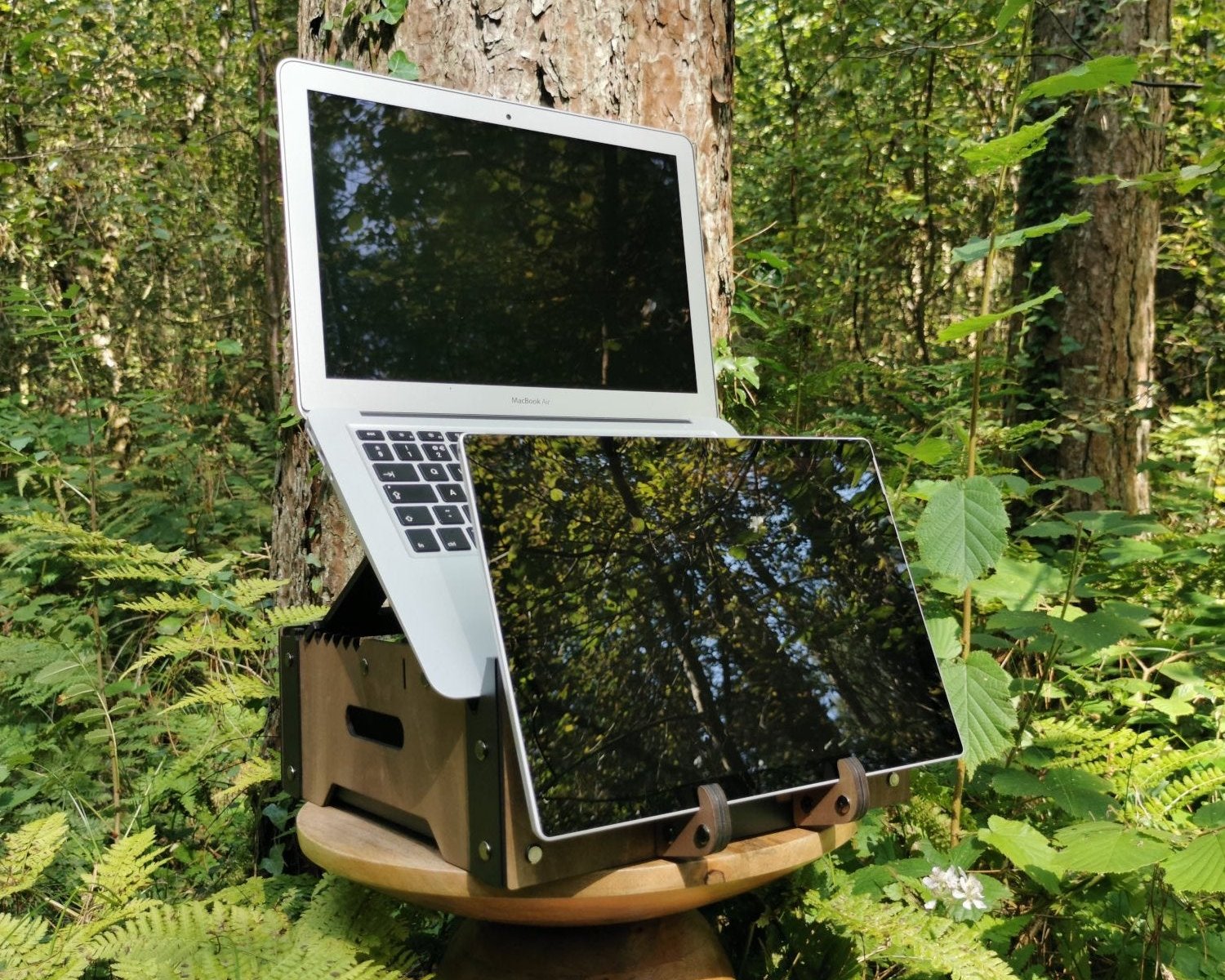 Ergonomic Storage and Laptop stand